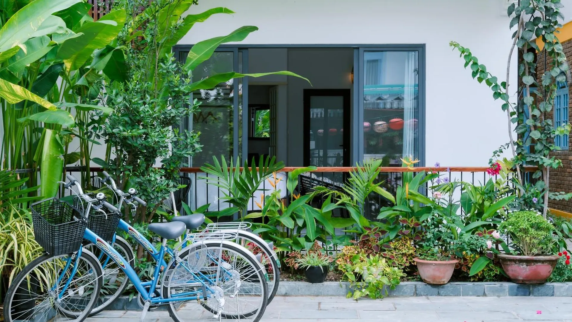Bs Jade Home Hoi An 4*,
